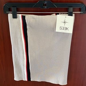 NWT SEEK The Label short pencil skirt.